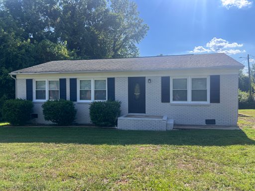 **Price reduced with Move-in Special of $250 OFF the first full months rent** – photo 1