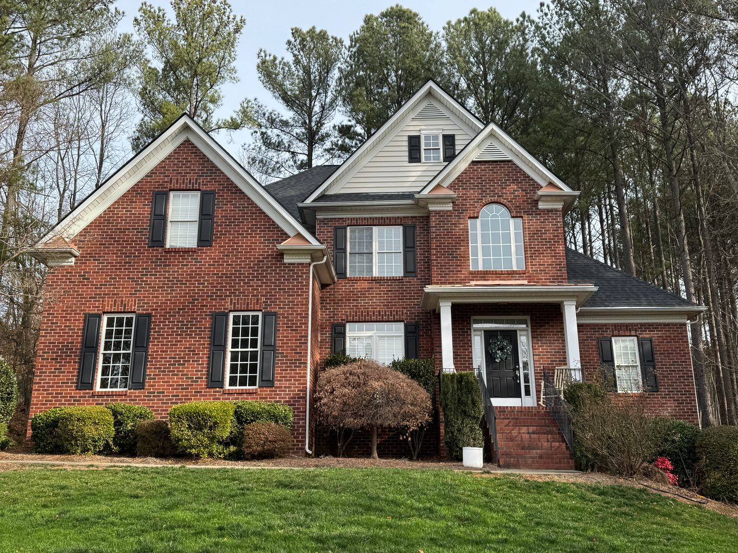Mount Holly House: 112 Silver Cliff Drive