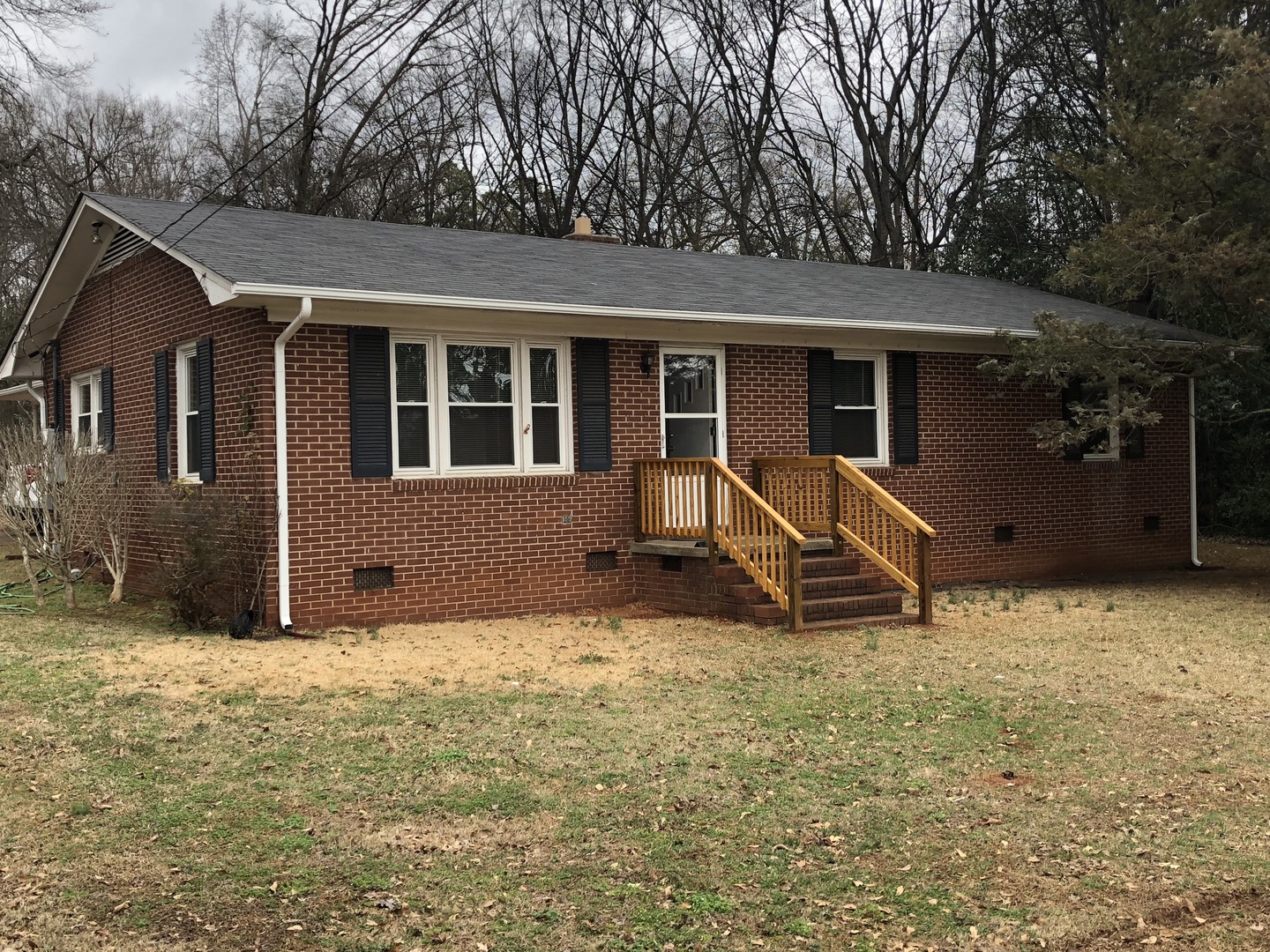 Mount Holly House: 626 Tuckaseege Road