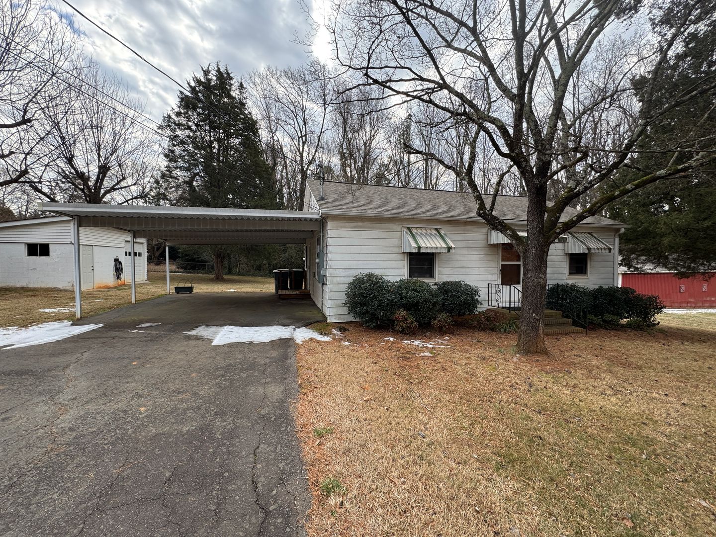 Charlotte House: 9019 Reames Road