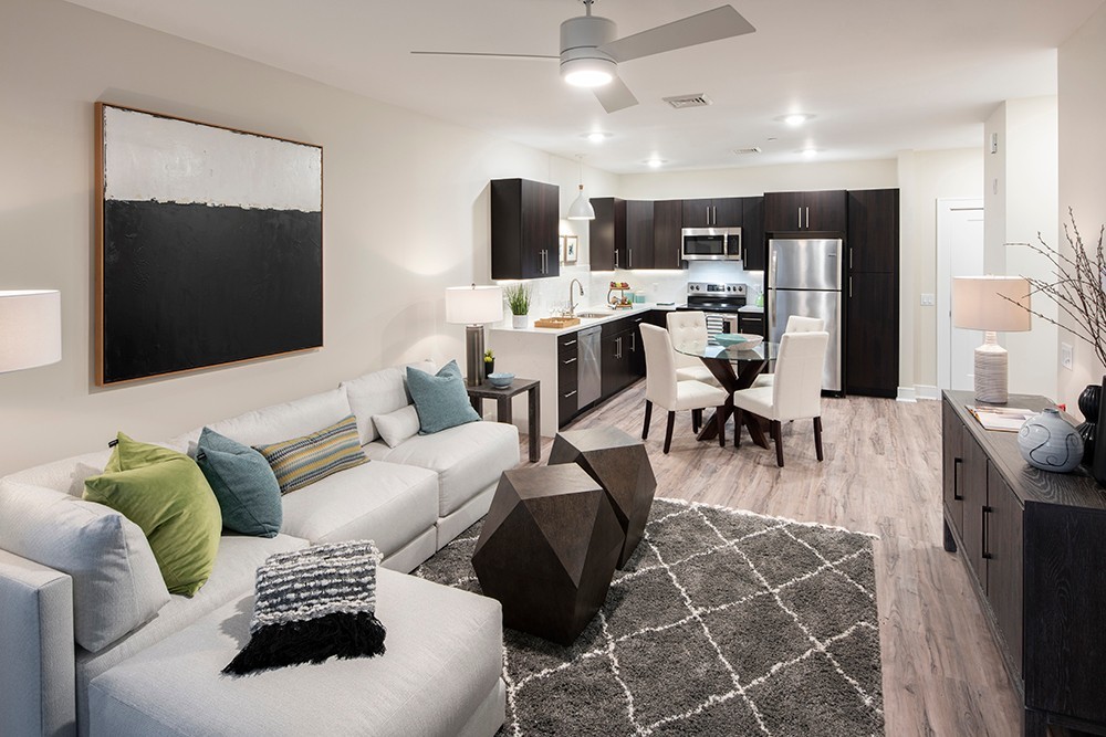 Green Island Apartment: 30 Starbuck Drive