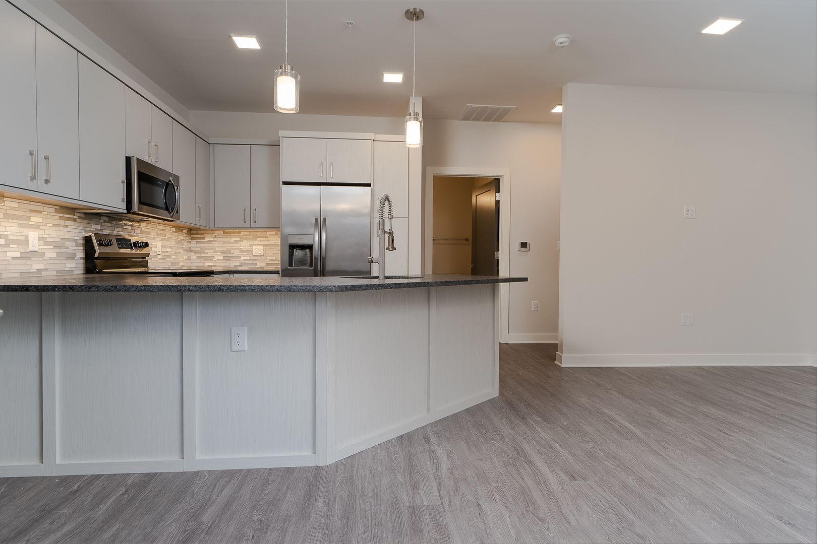 Rivers Ledge Apartments 1 of 16