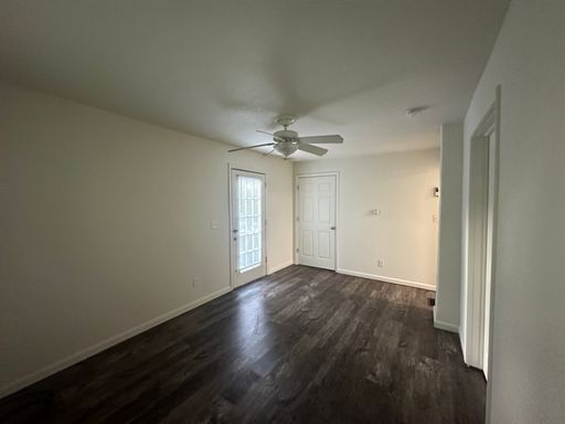Upper 2-bedroom duplex. – photo 1