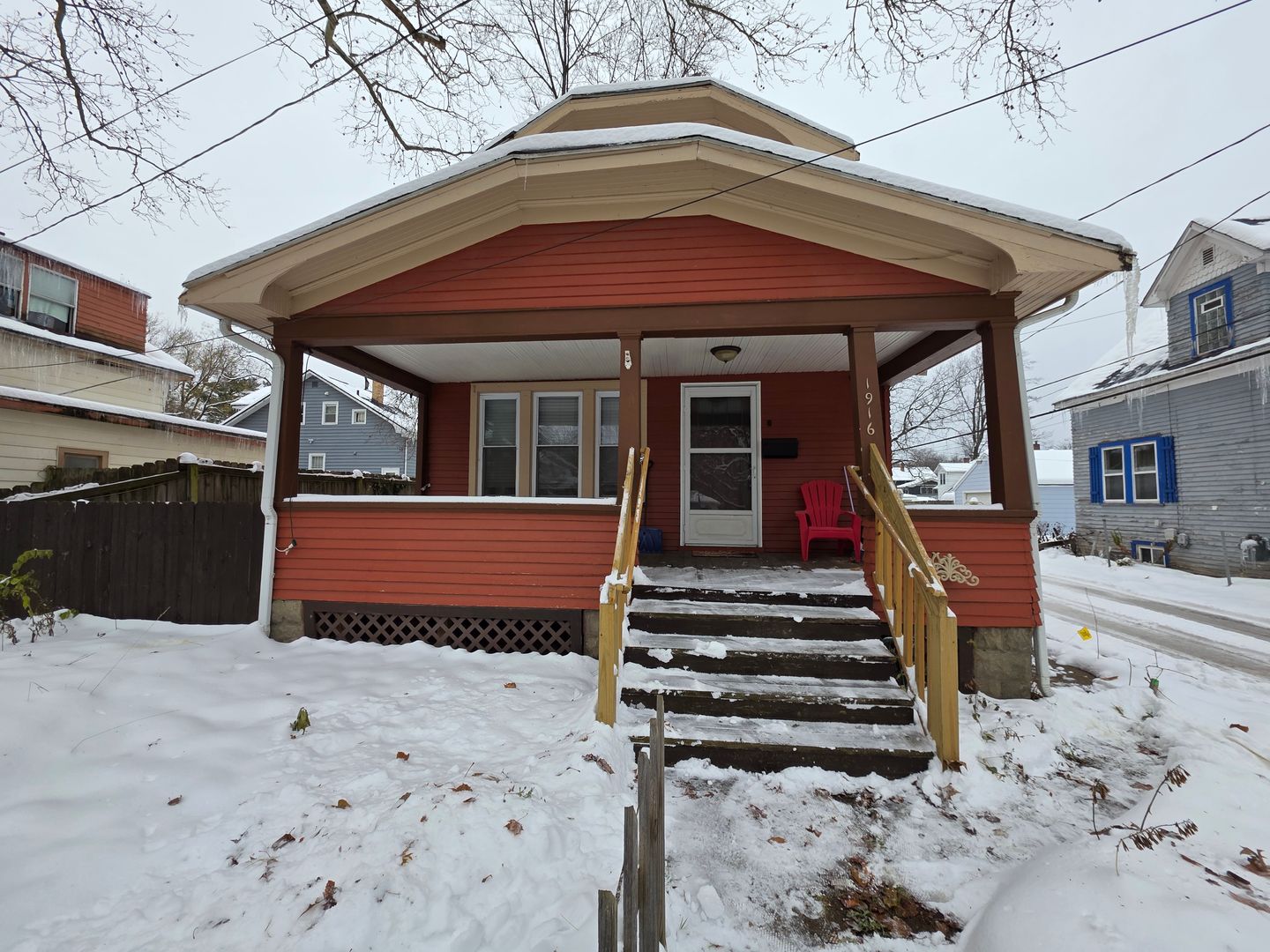 Kalamazoo House: 1916 James St