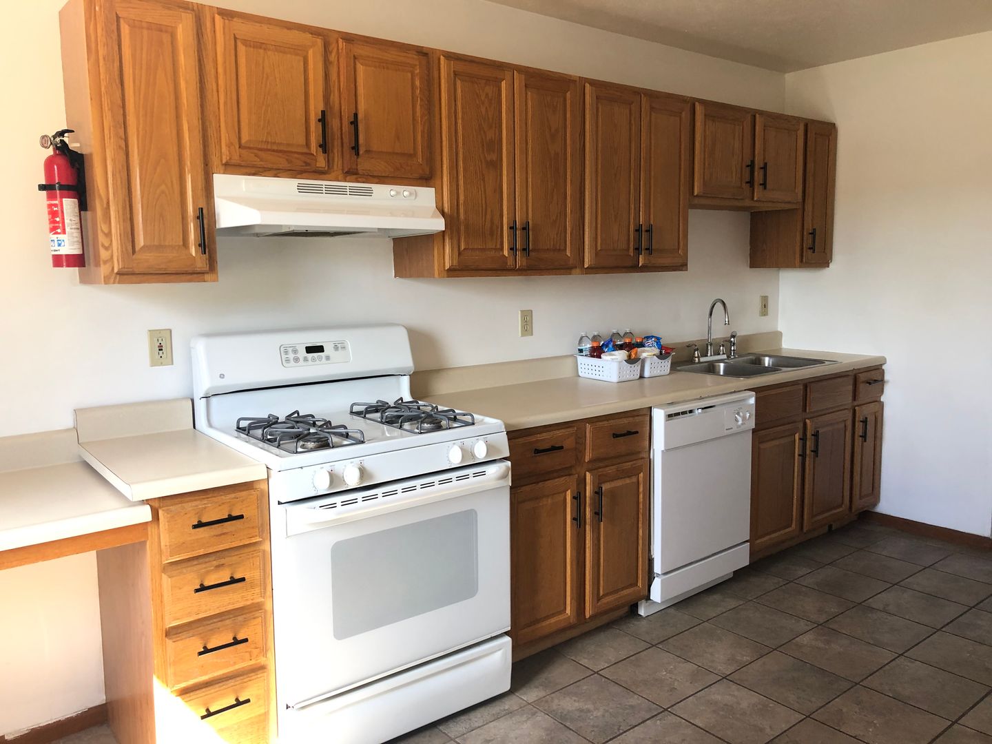 Kalamazoo Apartment: 3900-3906 W Michigan Ave