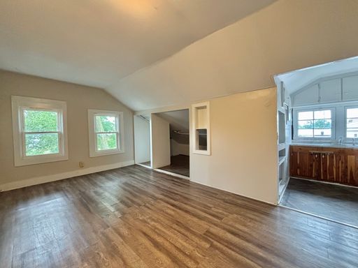 Studio Apartment at 426-428 S Westnedge Ave, Unit 8, Kalamazoo, MI – photo 1