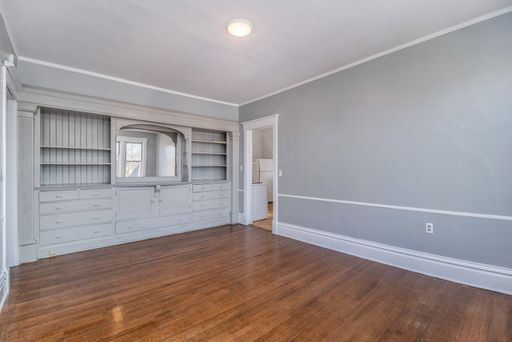 447 W Walnut - UNIT 8 – photo 1
