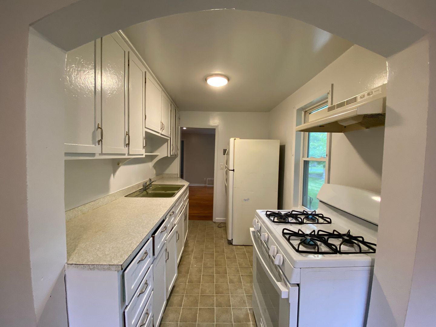 Kalamazoo Apartment: 1316-1318 Baker Dr