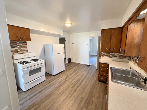 720 Village #2 - 1 Bed/1 Bath Unit Near WMU/K College – photo 1
