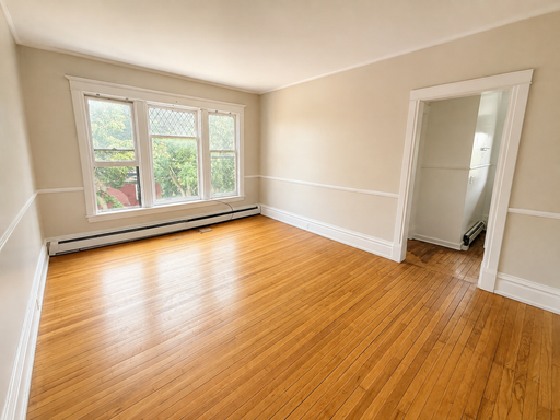 447 W Walnut - 1bed/1bath – photo 1
