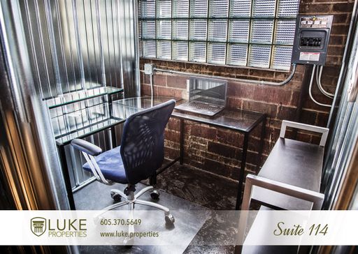Turn-key office in a modern building – photo 1