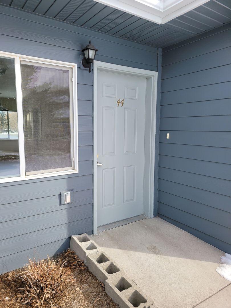 Bozeman Apartment: 1062 West Oak Street