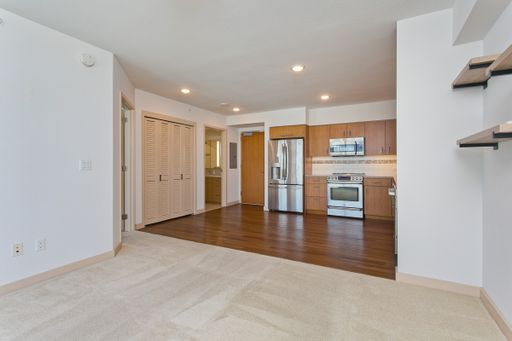 Available September 1st, One Bedroom One Bath Condo in Kakaako – photo 1