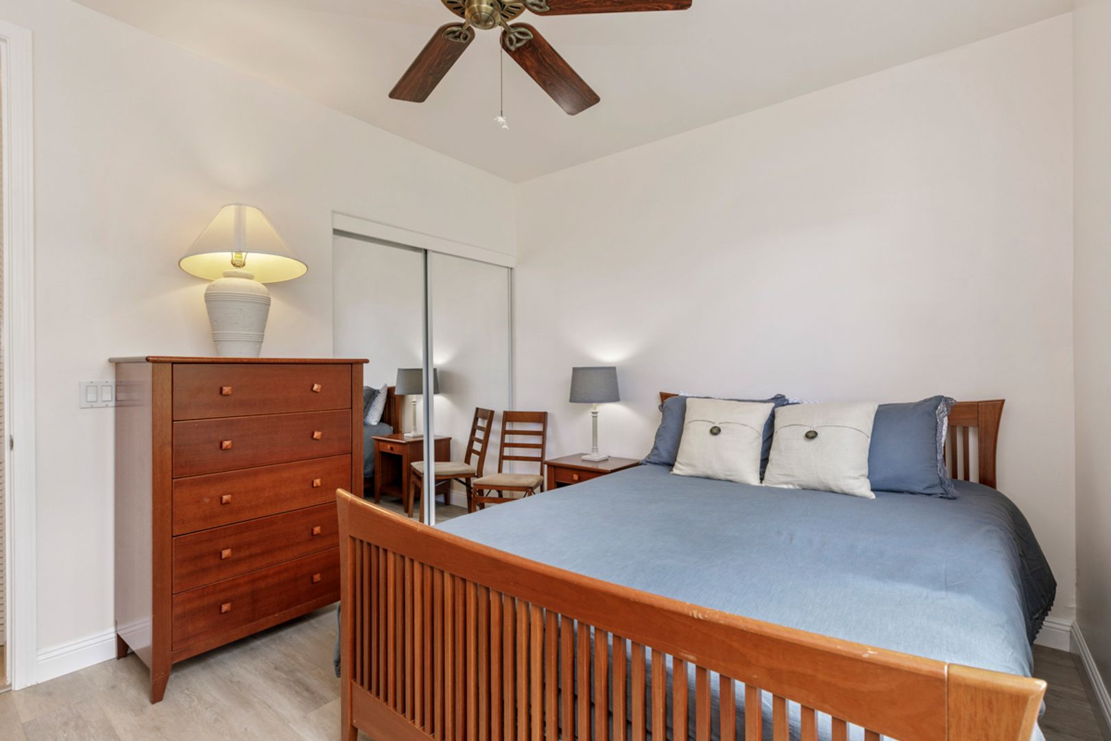 Kailua-Kona Condo: 75-6009 Ali‘i Dr Apt T2