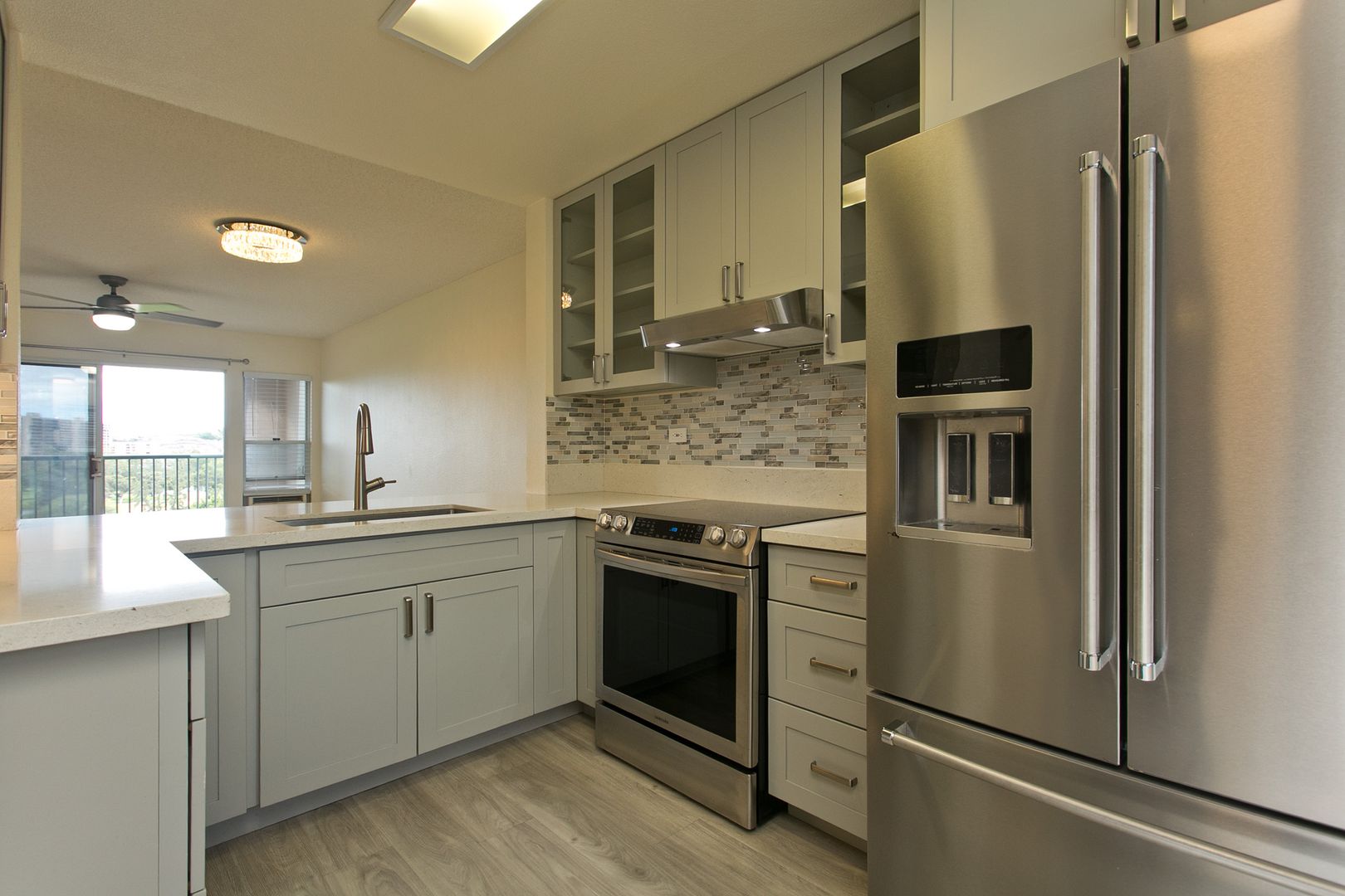 Honolulu Condo: 3075 Ala Poha Pl #803