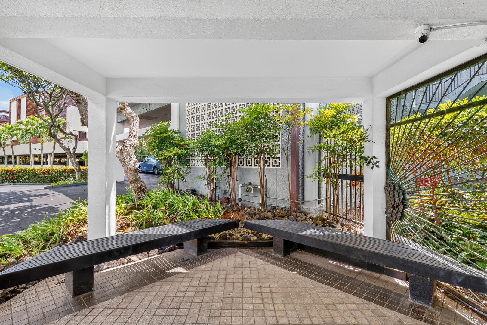 Kailua Condo: 1030 Aoloa Pl, #209B