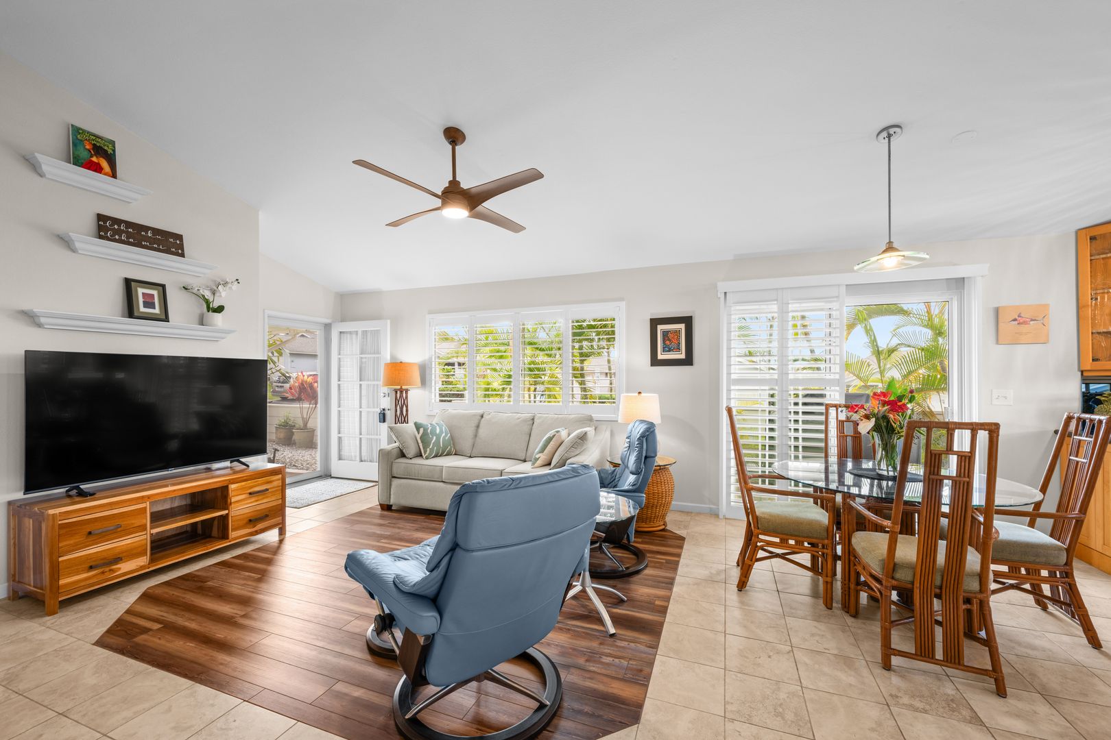 Kailua-Kona House: 75-234 Nani Kailua Dr, Apt 91