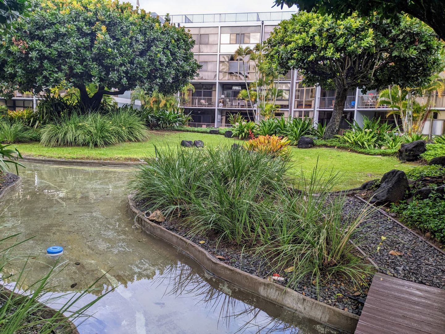 Kailua Condo: 1030 Aoloa Pl, #209B