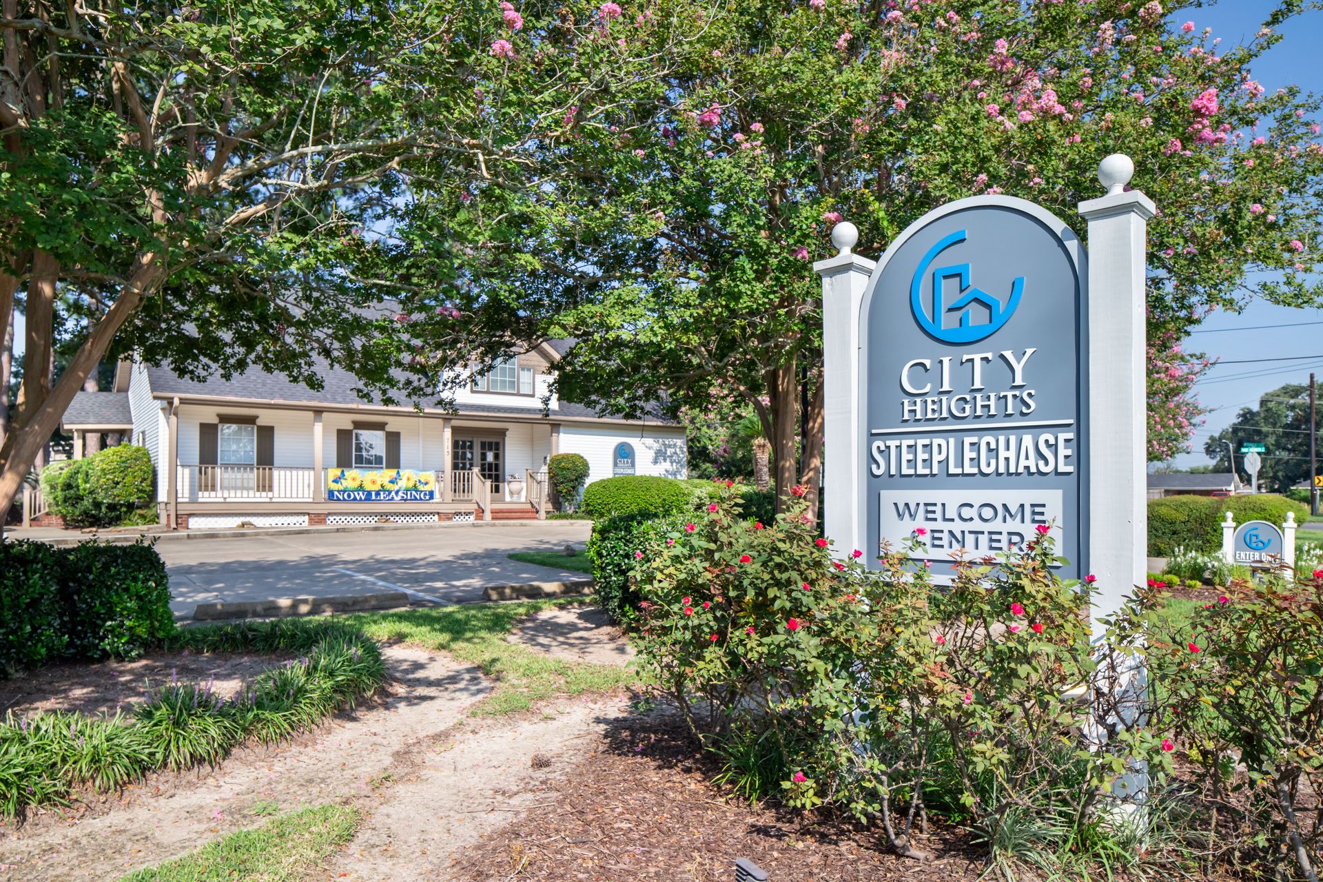 Lafayette Apartment: 715 Marie Antoinette St.