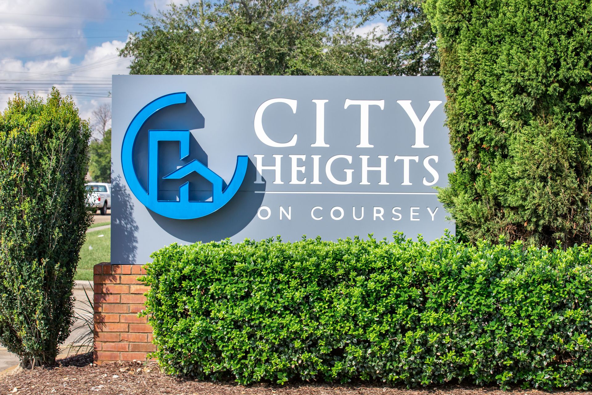 Baton Rouge Apartment: 13675 Coursey Blvd.