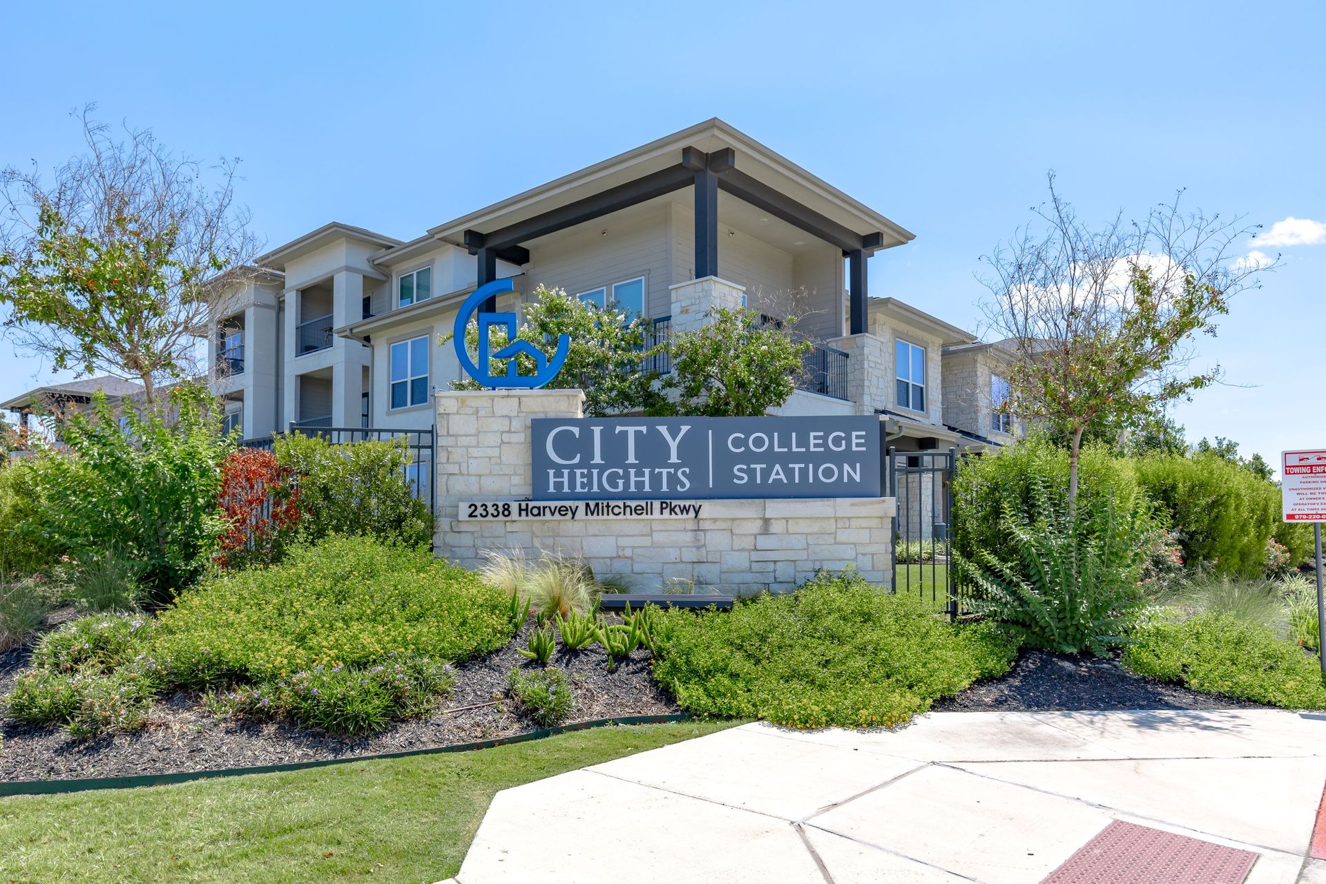 College Station Apartment: 2338 Harvey Mitchell Pkwy S