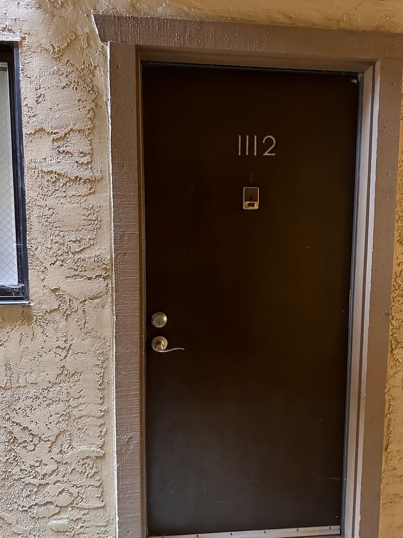 South San Francisco Apartment: 1112, 1121, 1132, 1134 Marcie Cir
