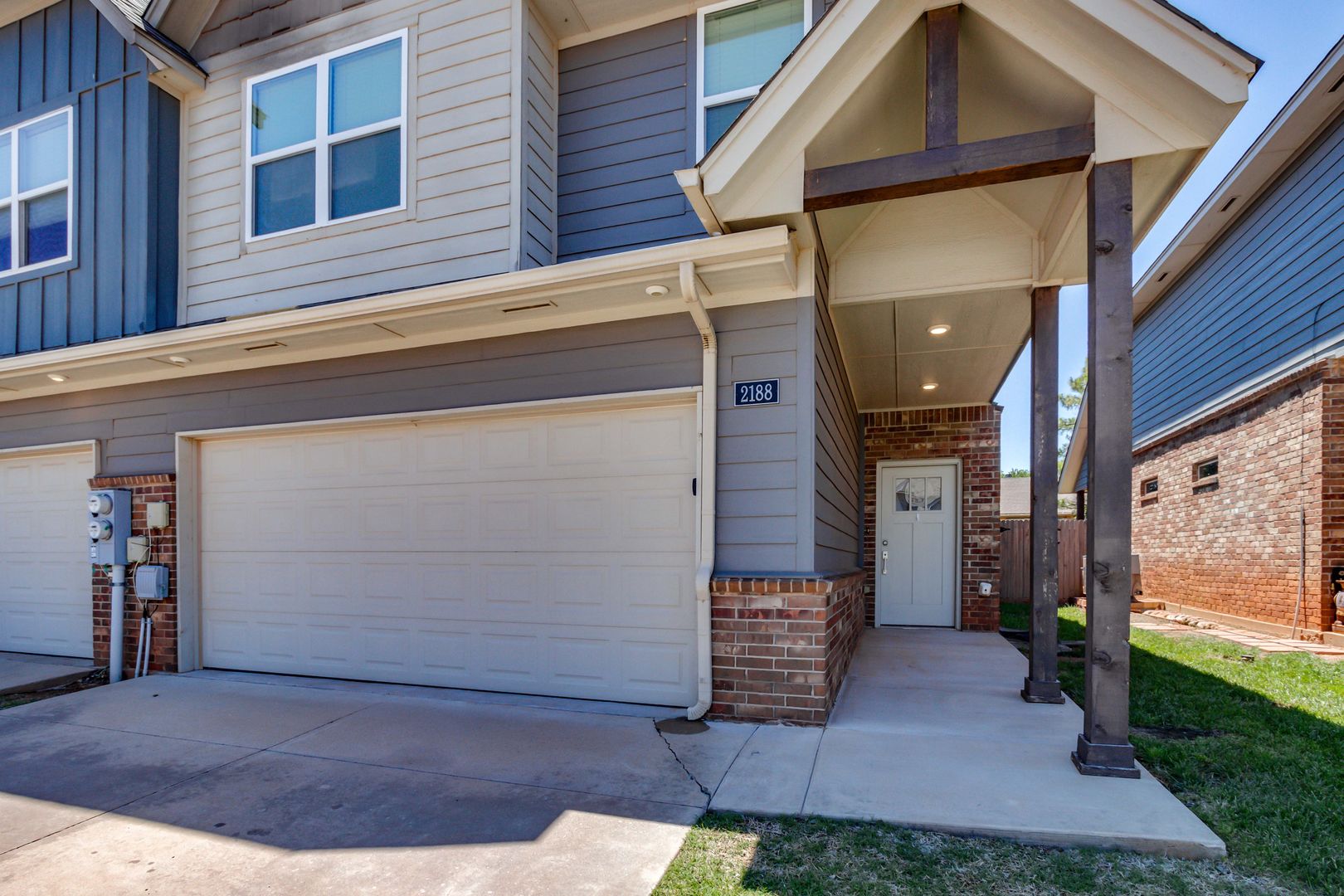 Edmond House: 2188 Buena Vida Lane