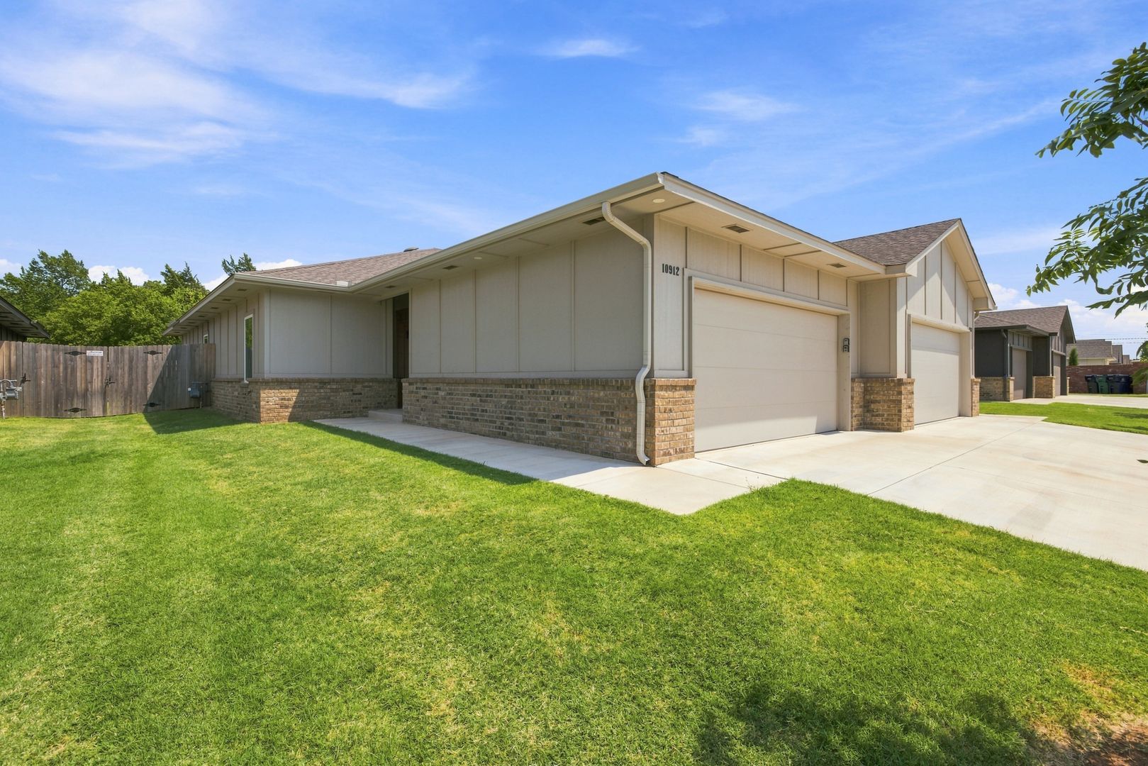 Okahoma City Apartment: Oak Hollow