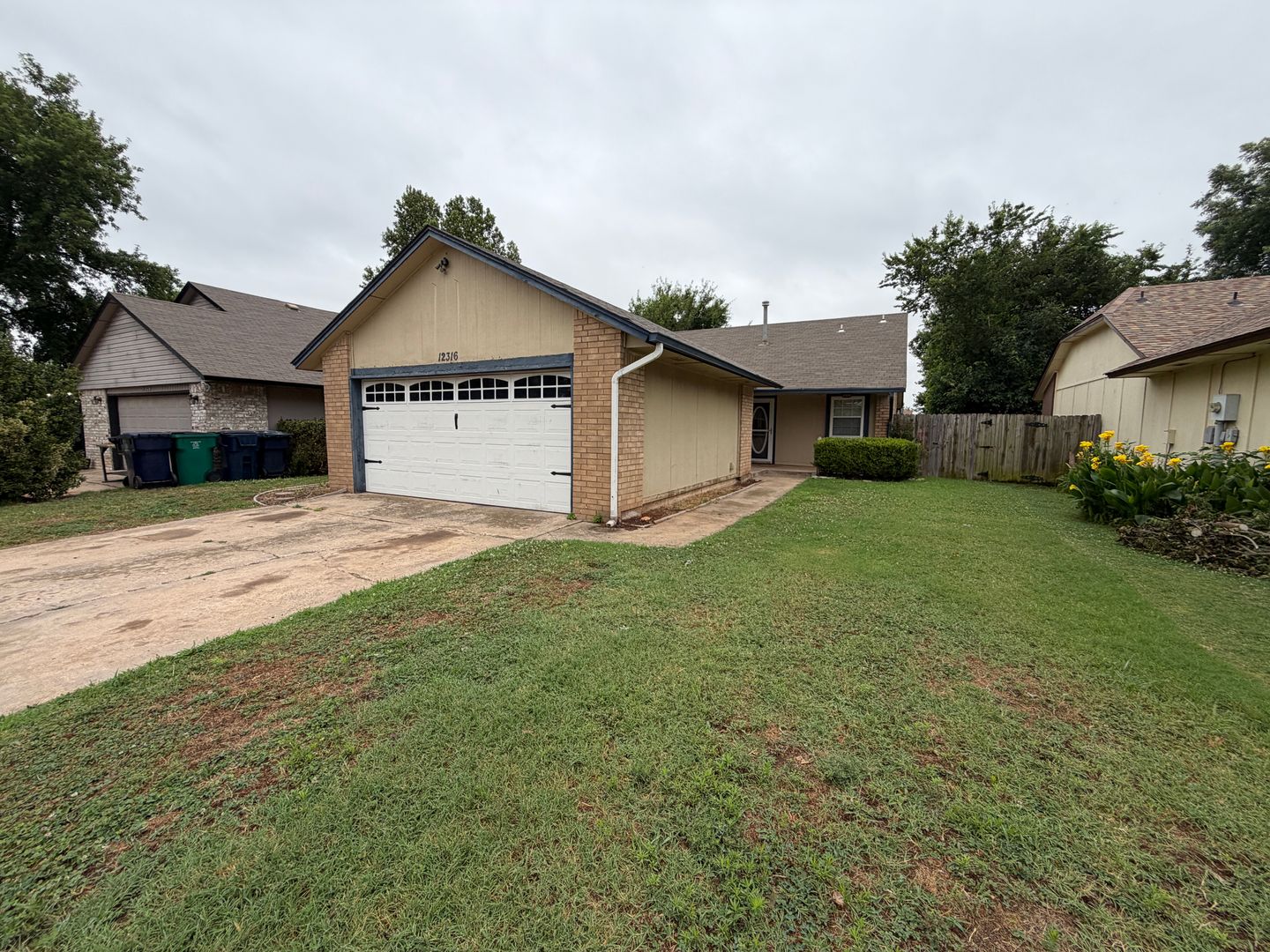 Yukon House: 12316 SW 14th Street