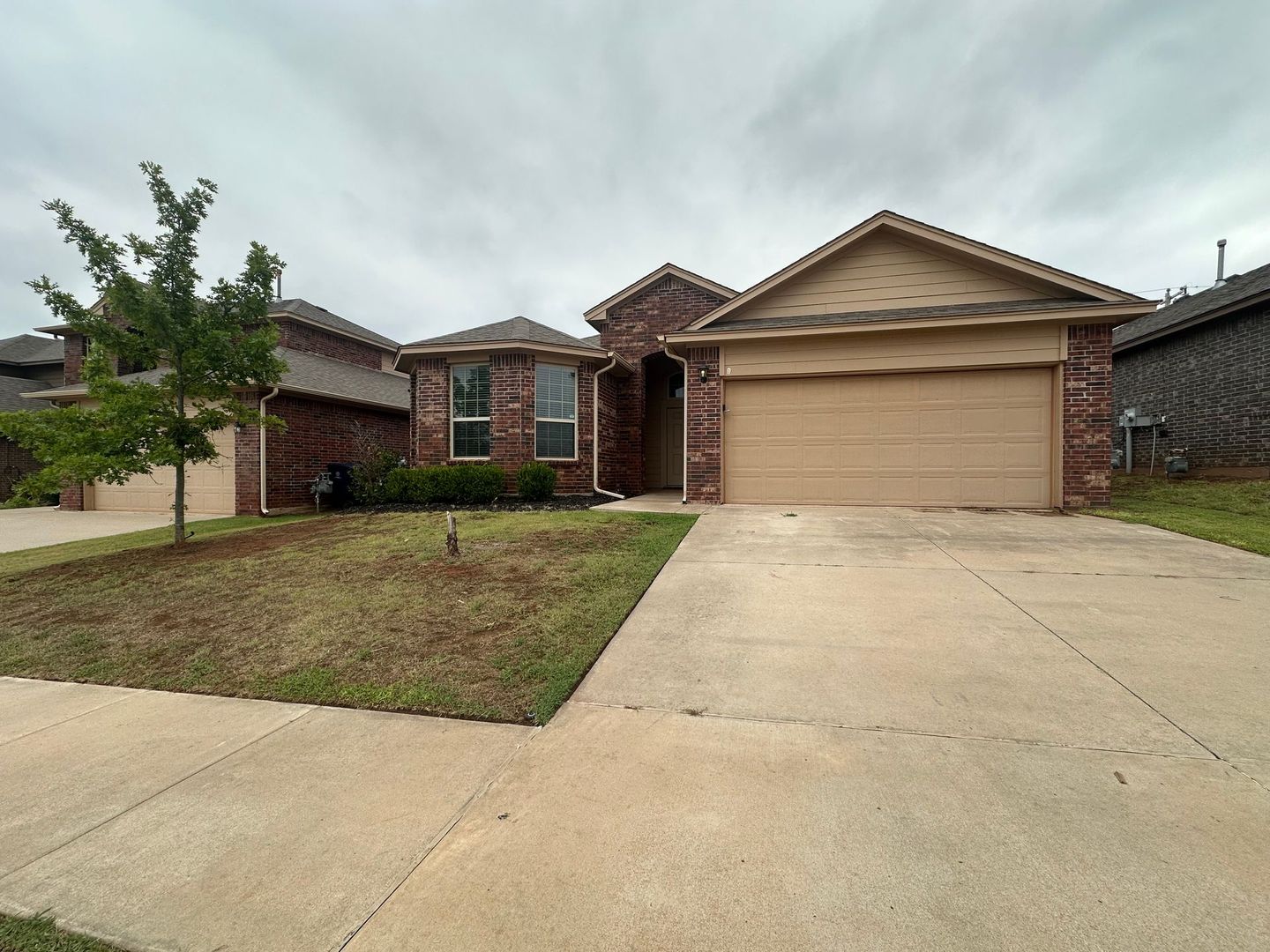 Piedmont House: 13733 The Brook Blvd