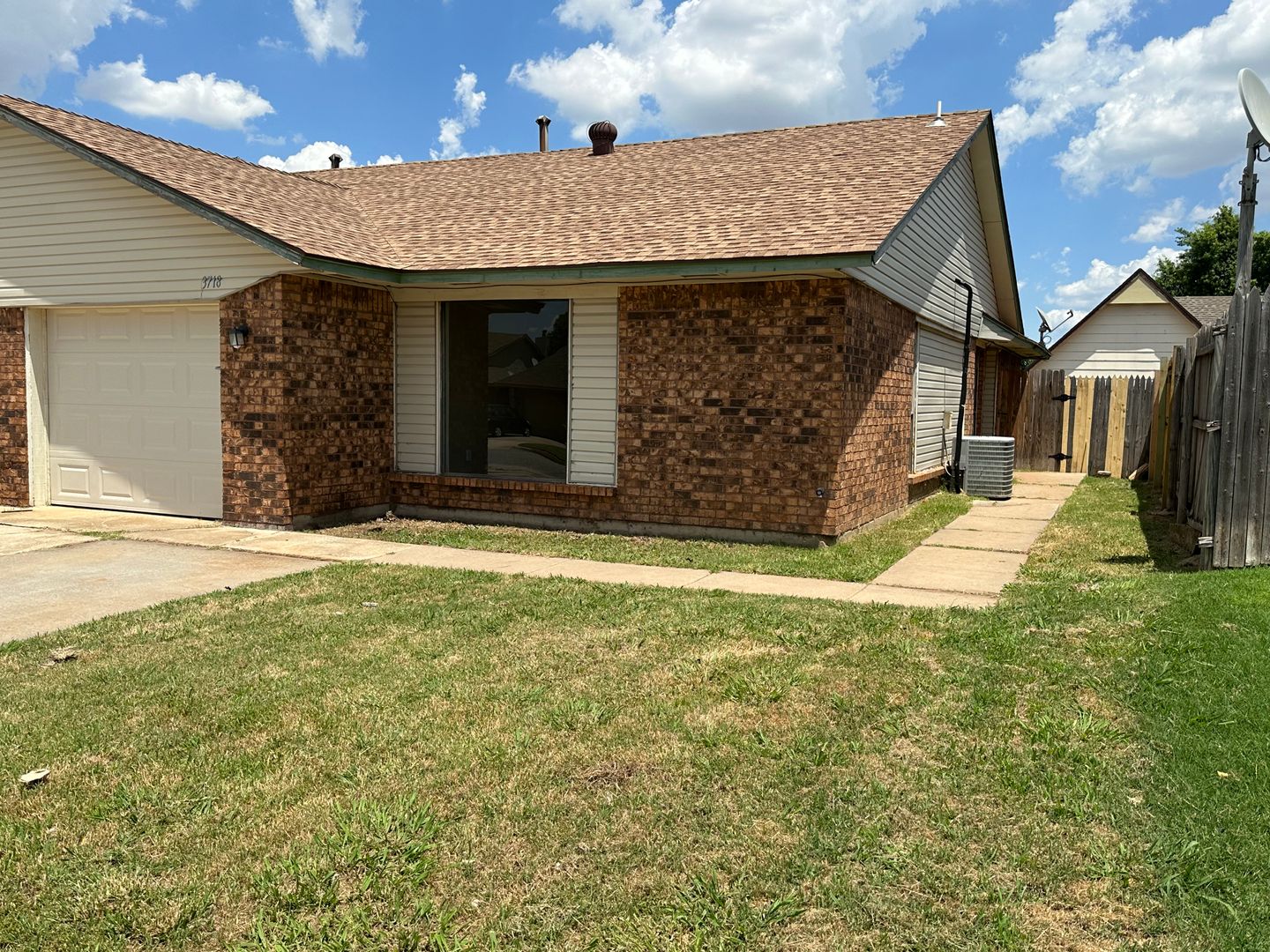 Oklahoma City House: 3718 Southwind Ave