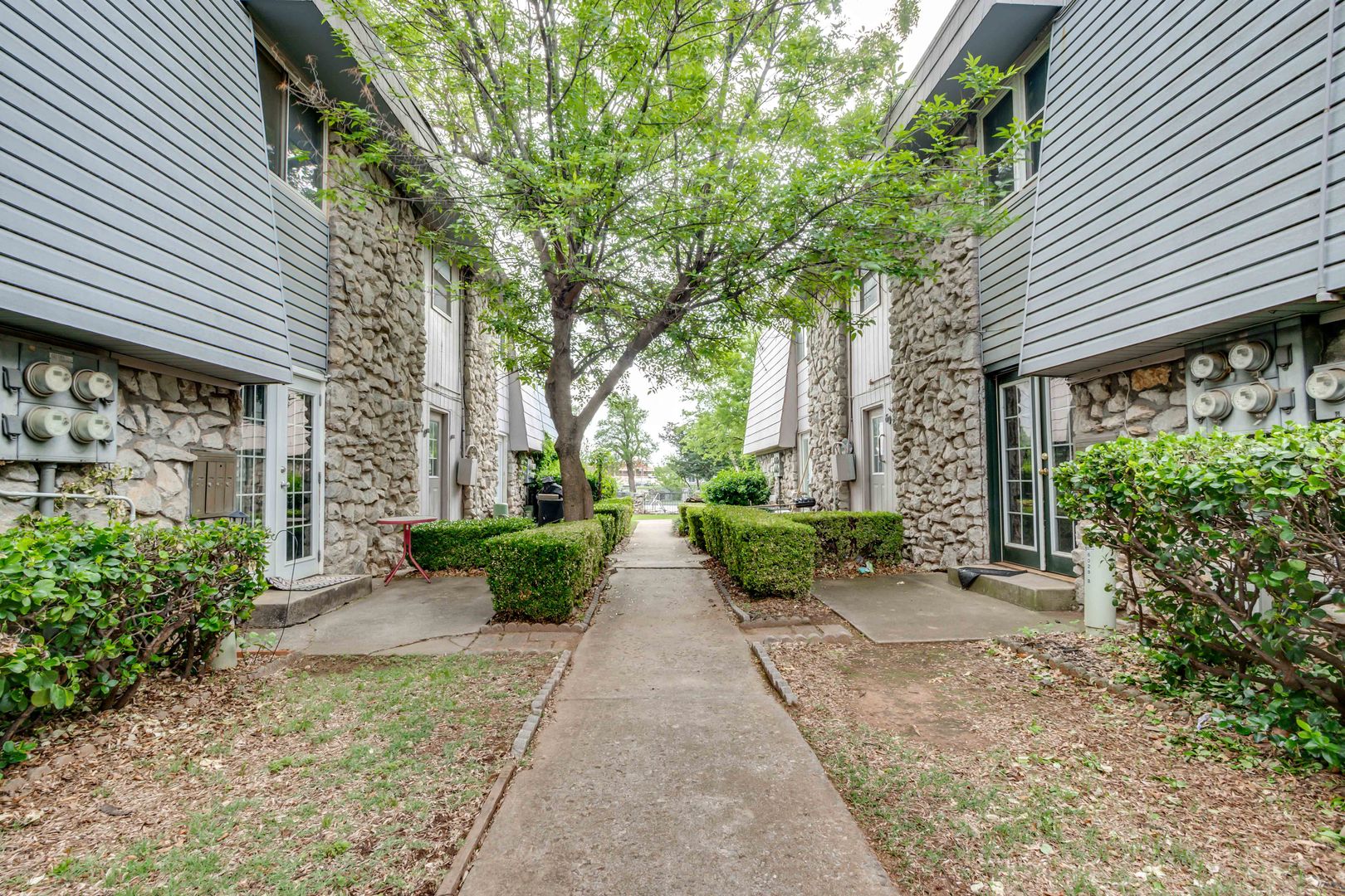 Oklahoma City House: 6026 NW Expressway Unit C