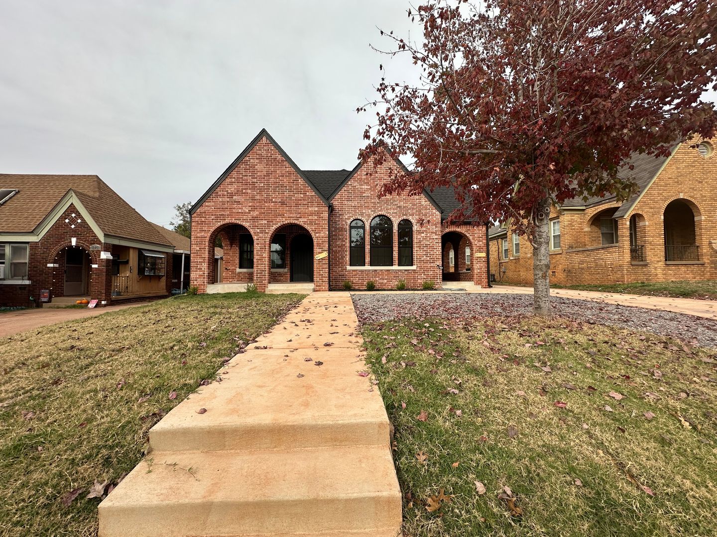 Oklahoma City House: 911 NE 16th St B