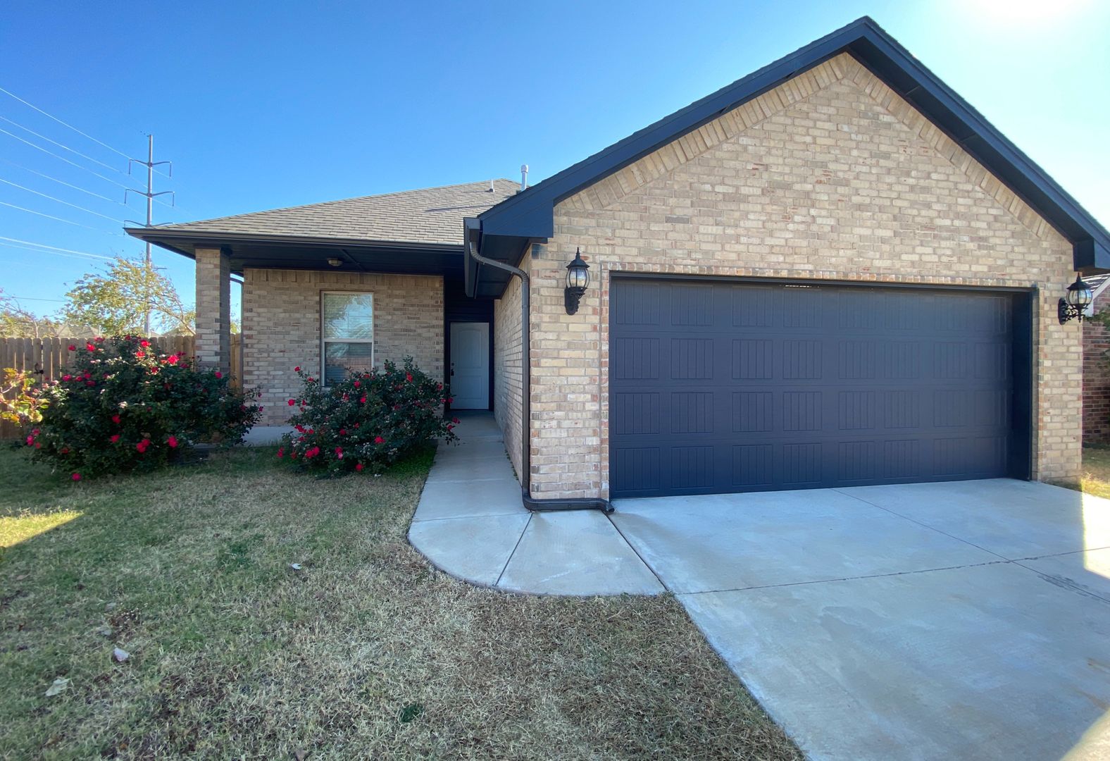 Yukon House: 7804 Meadow Lake Dr