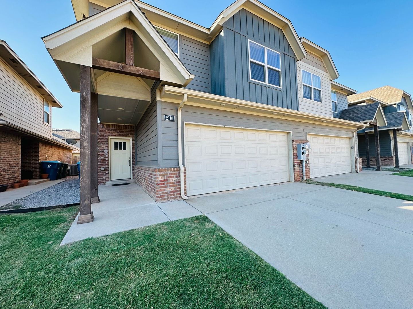 Edmond House: 2116 Camino Del Plaza Lane