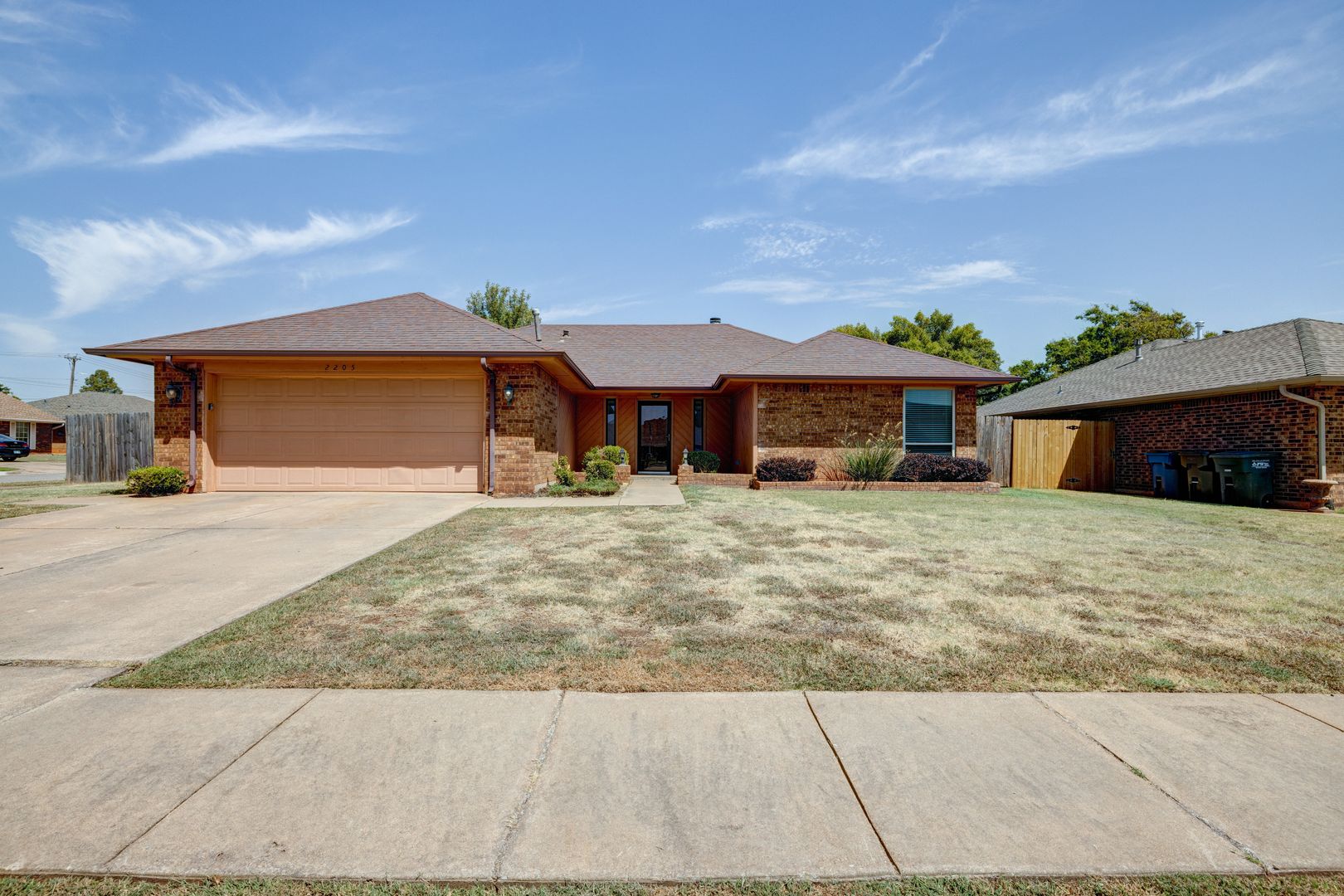 Edmond House: 2205 Basking Ridge Trail