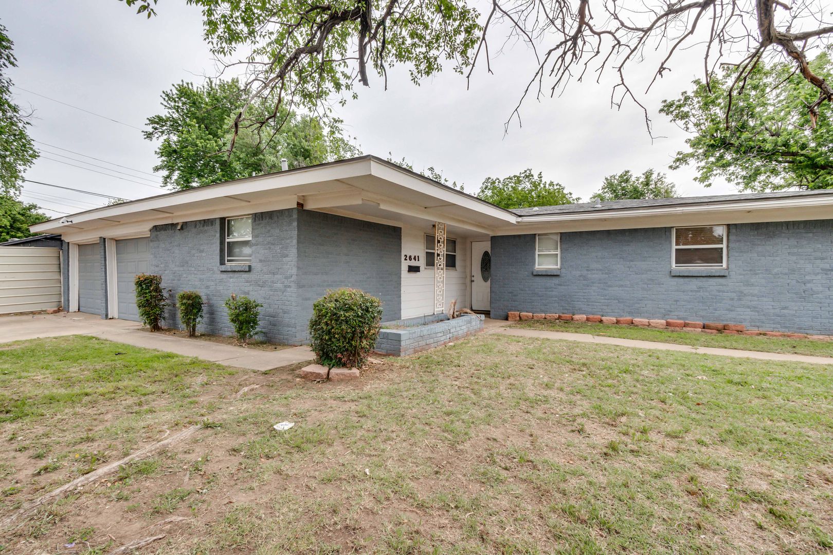 Oklahoma CIty House: 2641 SW 57th Street