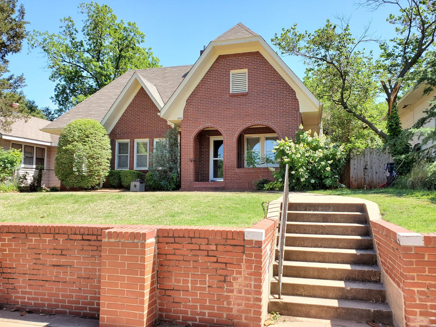 Oklahoma City House: 606 NW 19th St