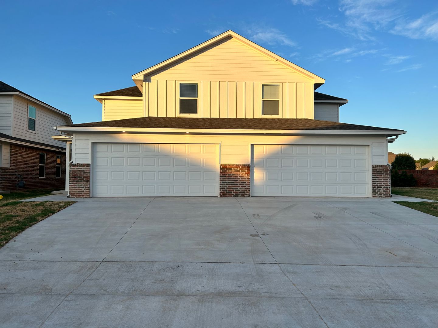 Yukon House: 10818 NW 119th Place