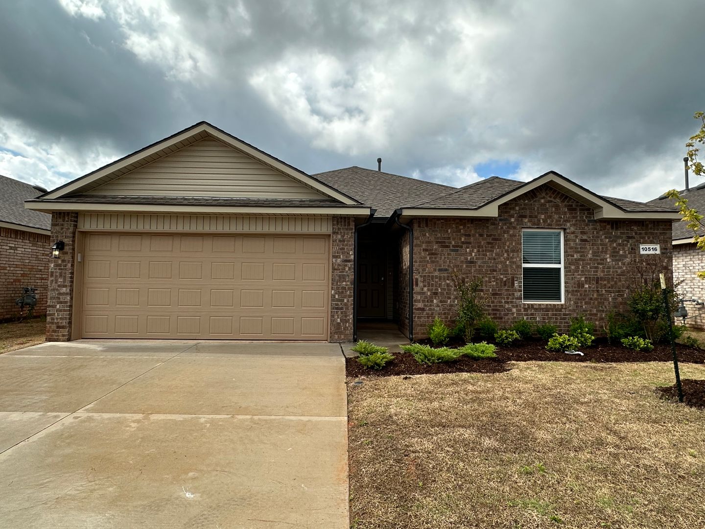 Mustang House: 10516 SW 41st Place