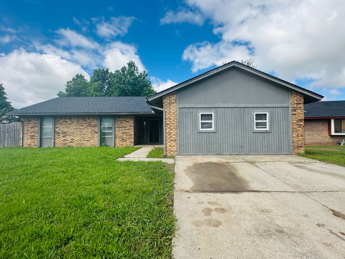 Oklahoma City House: 11701 N. Lee Ave