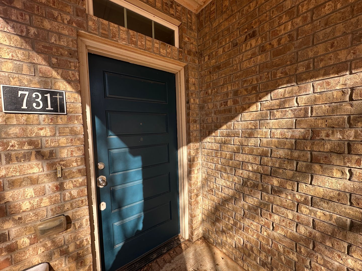 Moore House: 731 SW 14th St