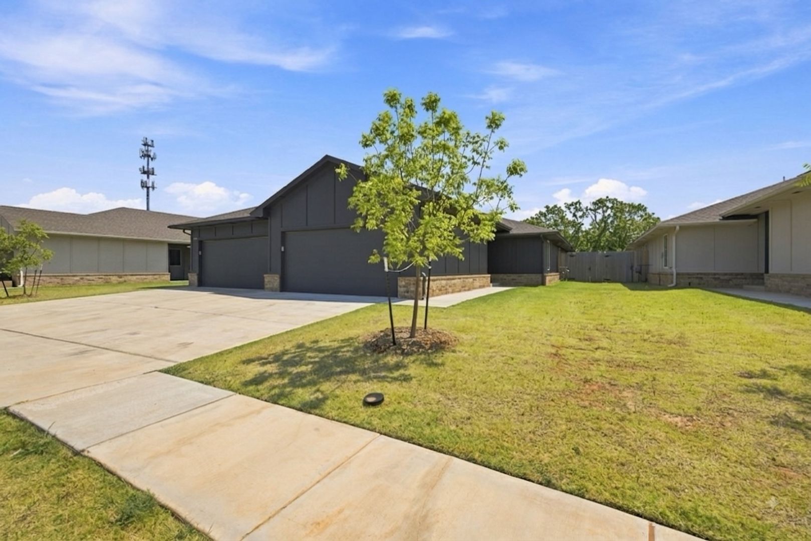 Okahoma City Apartment: Oak Hollow