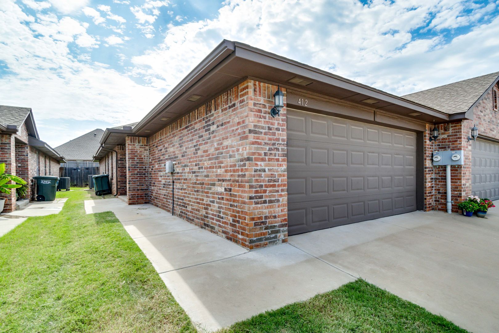 Edmond House: 437 Chalk Hill Ct