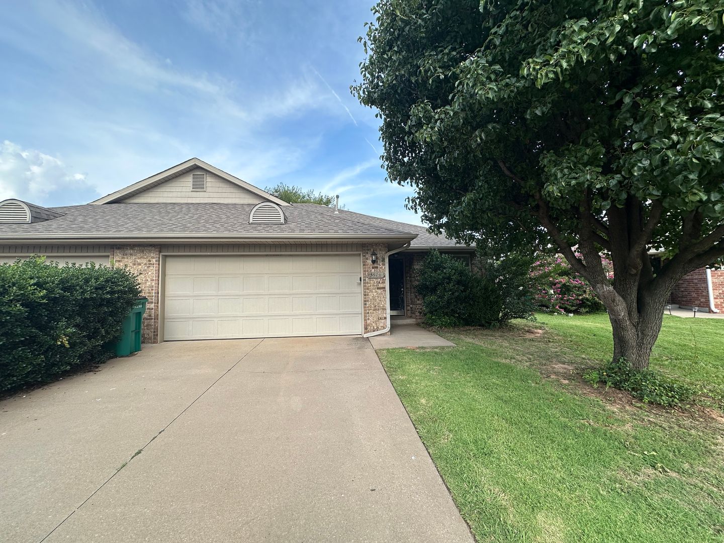 Yukon House: 3615 Janus Circle