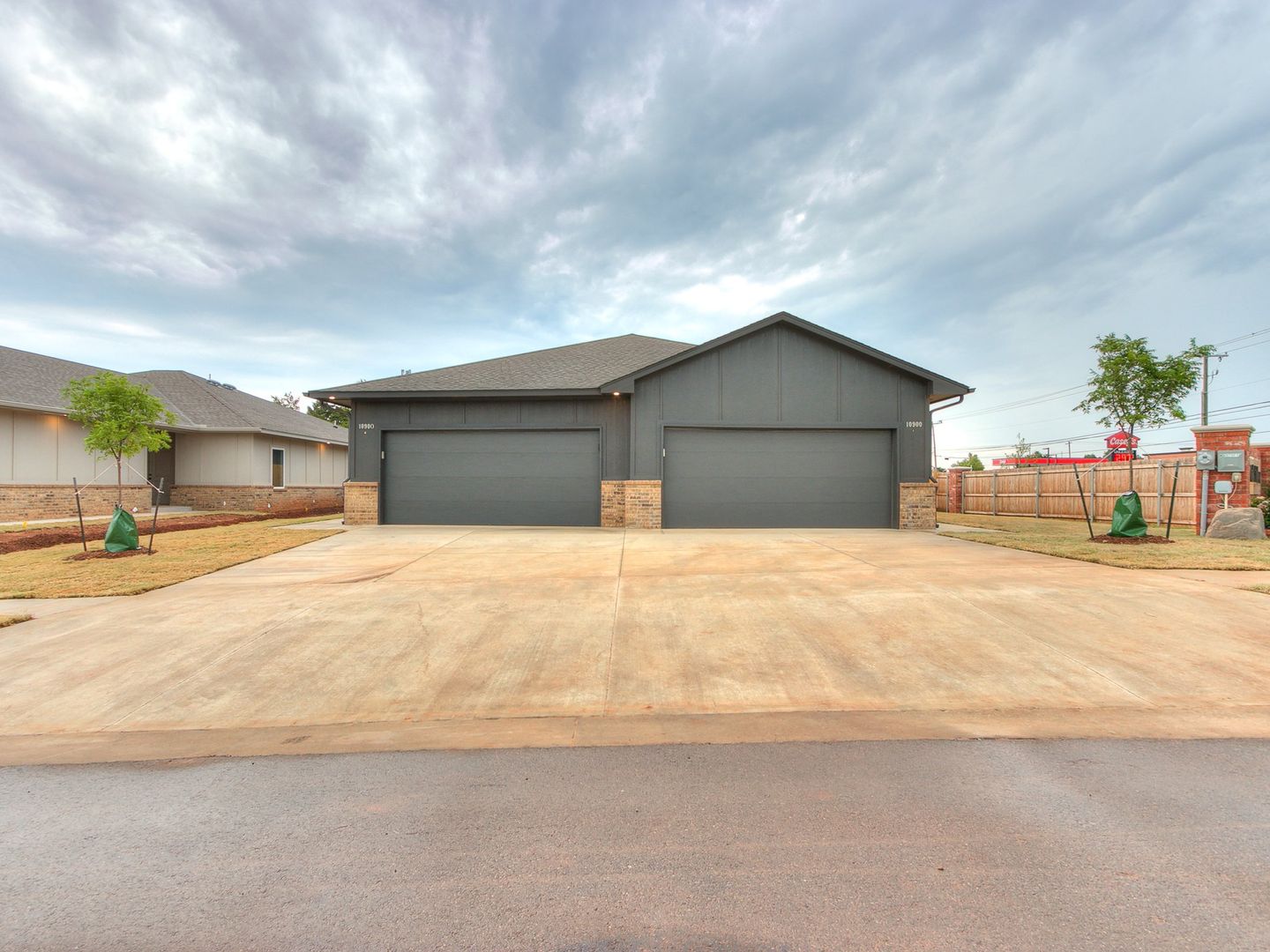 Okahoma City Apartment: Oak Hollow
