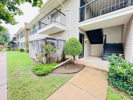 2 Bedroom 2 Bathroom - Gated Community!!! – photo 1
