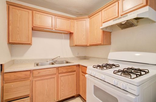 1 Bed + 1 Bath, 600 Sqft Unit in Coolidge