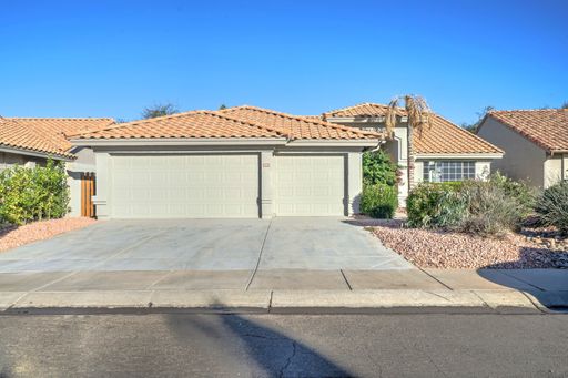 Single Level 4 Bedroom + 2 Bathroom + 3 Car Garage + 1,922 SF Single Family Home w/ Pool (101 & Raintree) – photo 1