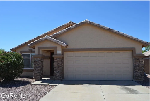 Single-Level 4-Bedroom Home in Mesa's Wynstone Community (Hawes and Broadway Road) – photo 1